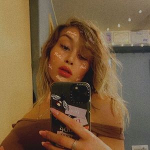 Meet your Posher, Adaline